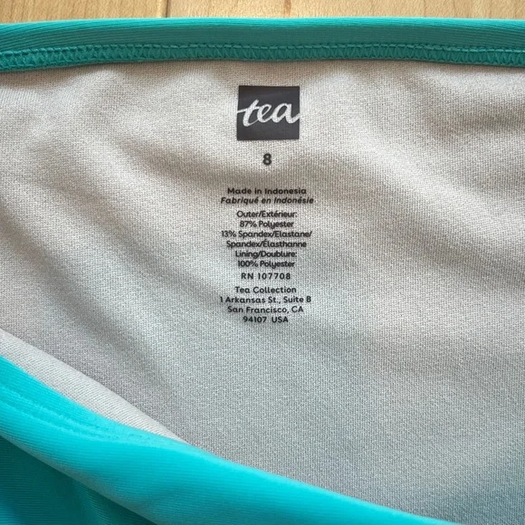 Tea Collection Rashguard and Bikini Bottoms Set - Picture 8 of 14